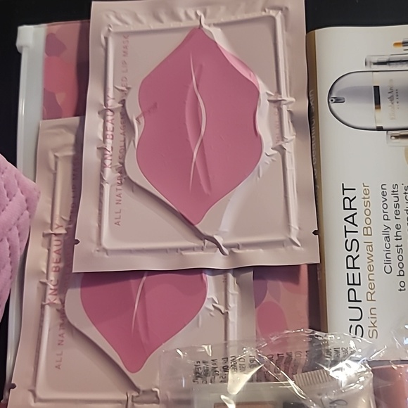 Make up sample set - Picture 6 of 7